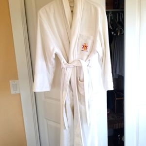 Giorgios of Beverly Hills spa robe